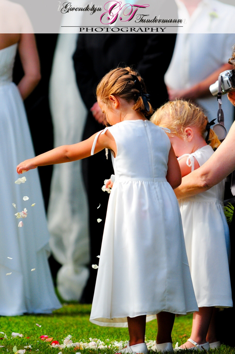 Flower girls at Shannon & Todd's wedding at Mannitto Golf Club in New Alexandria, PA